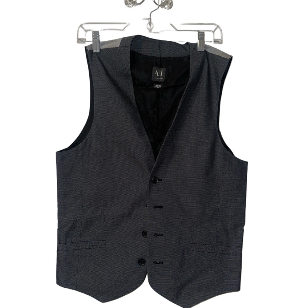 Armani exchange size medium vast color black and grey